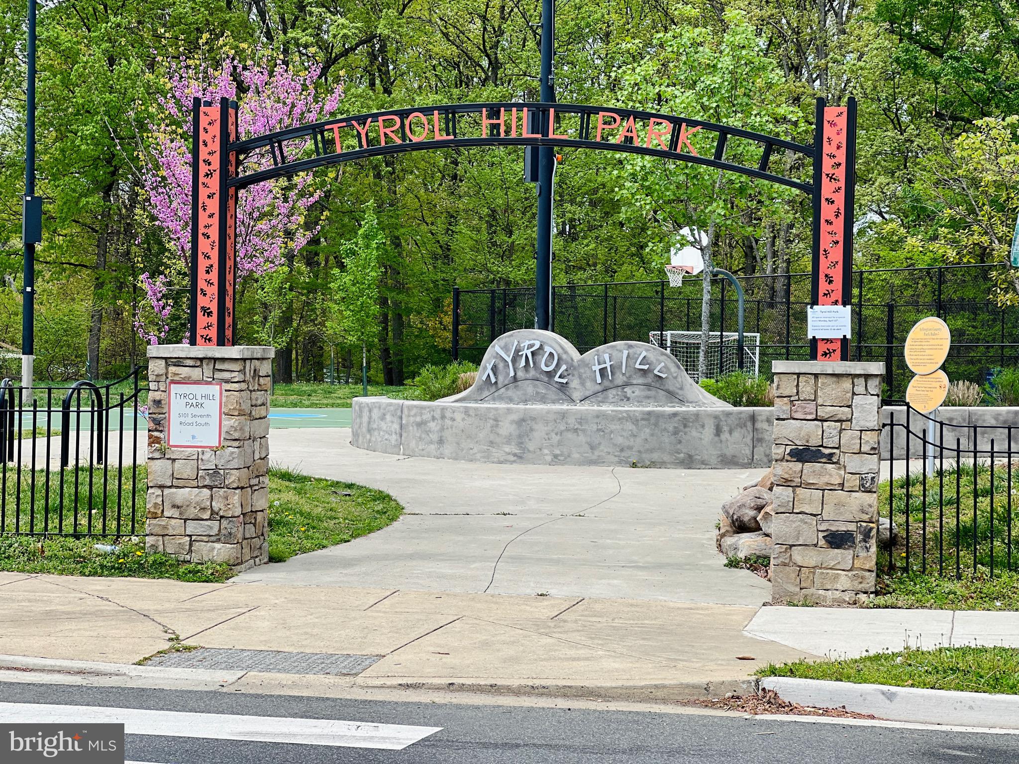 706 S Arlington Mill Dr #18203