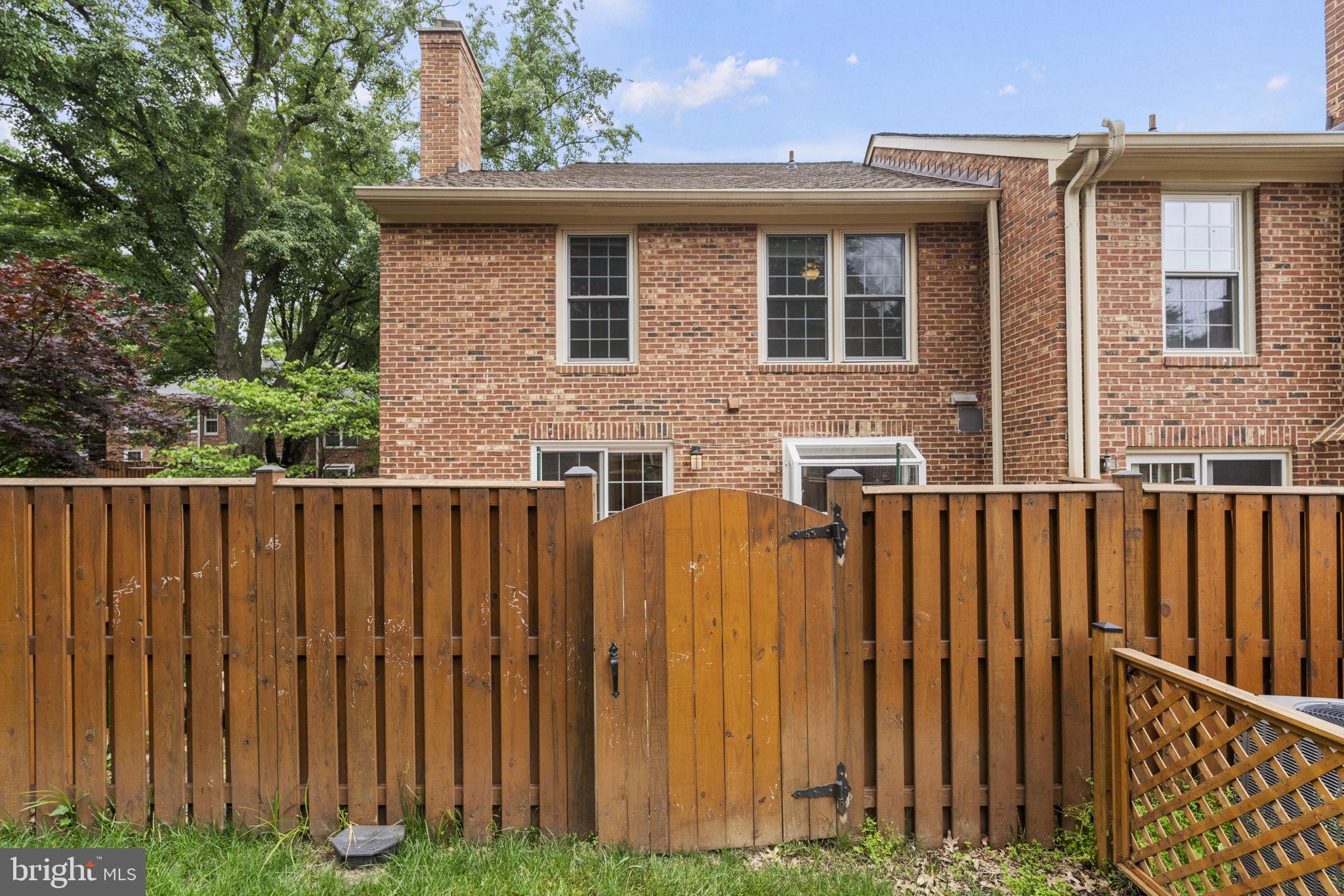 2502 S Walter Reed Dr #3