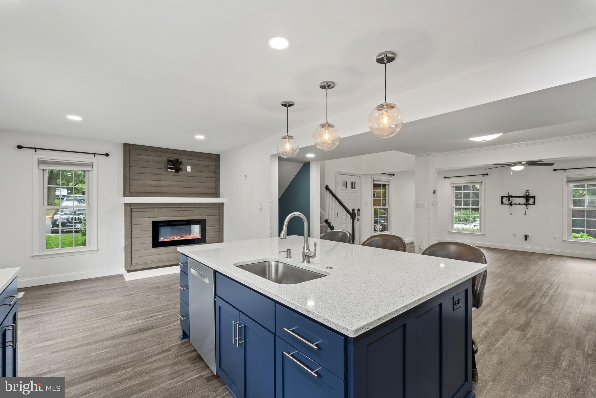 2502 S Walter Reed Dr #3