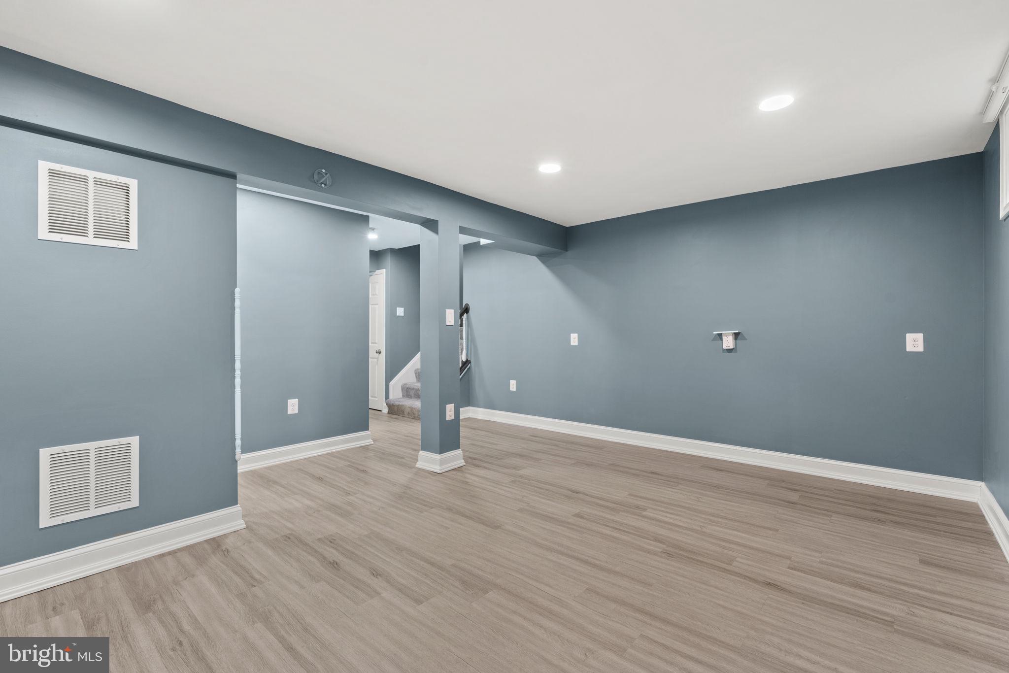 2502 S Walter Reed Dr #3