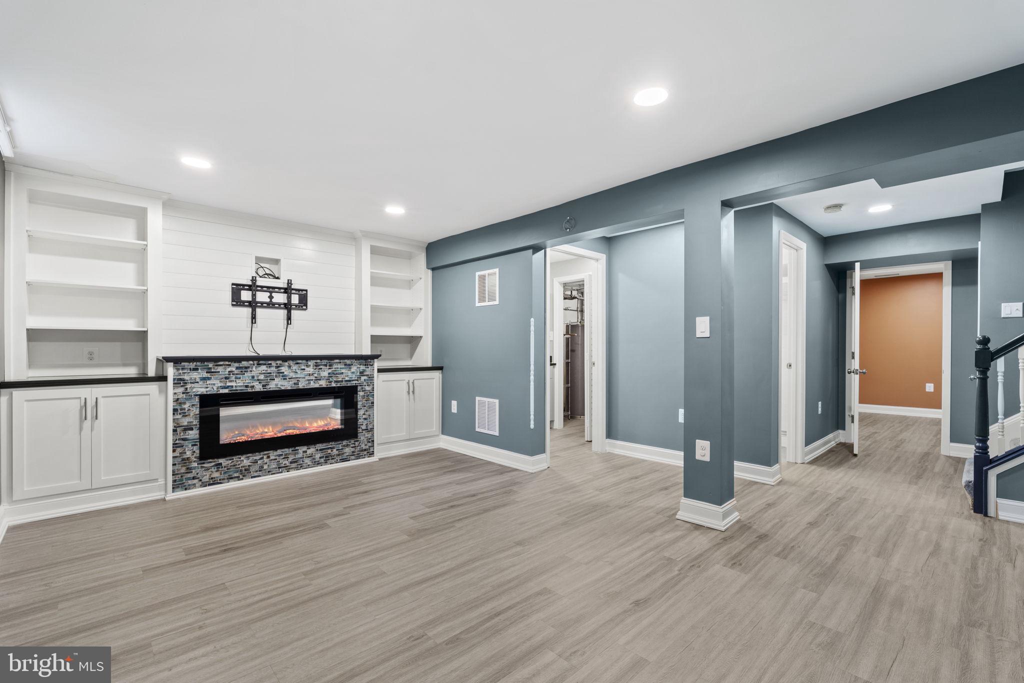 2502 S Walter Reed Dr #3