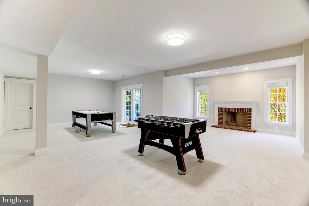 2623 Military Rd