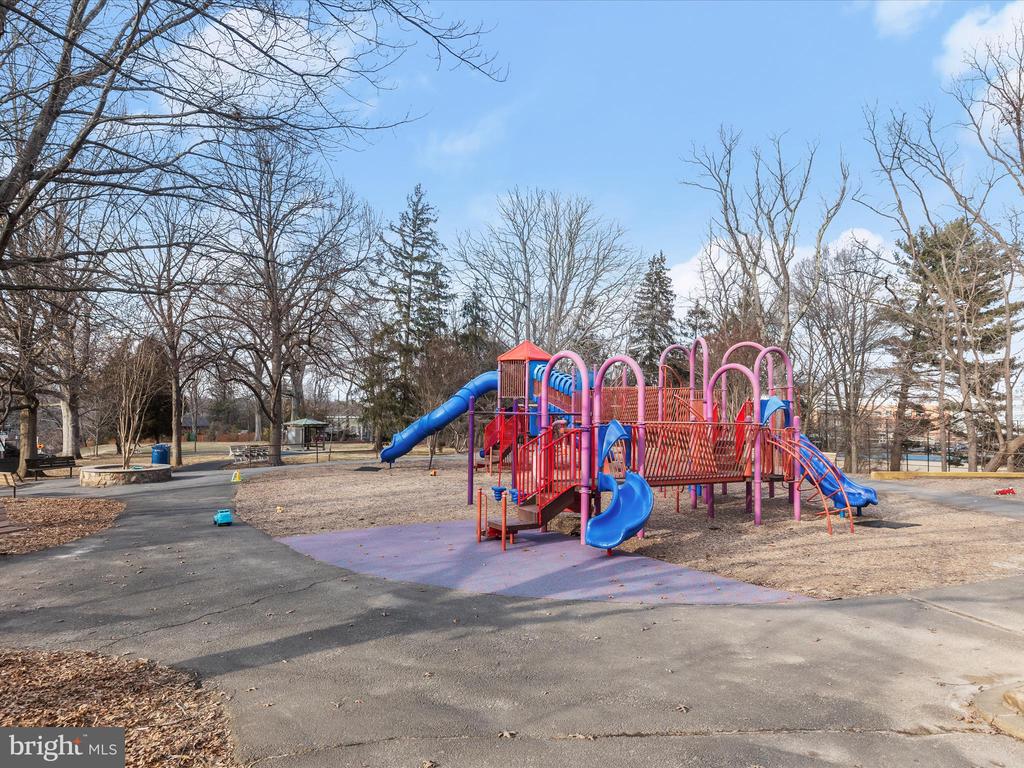 5113 26th Rd N