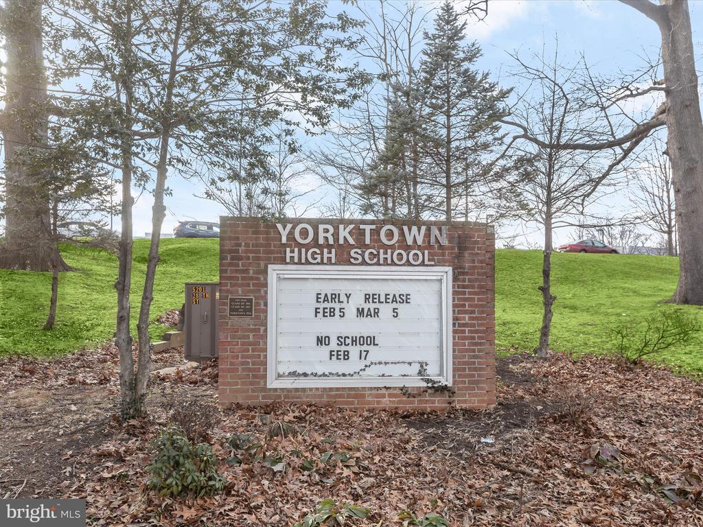 5113 26th Rd N