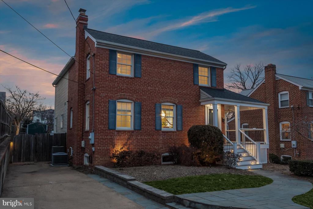 5113 26th Rd N