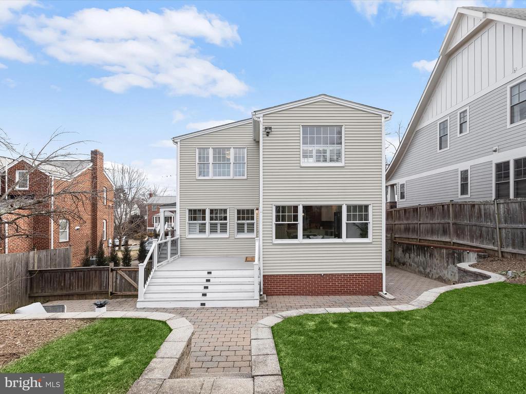 5113 26th Rd N