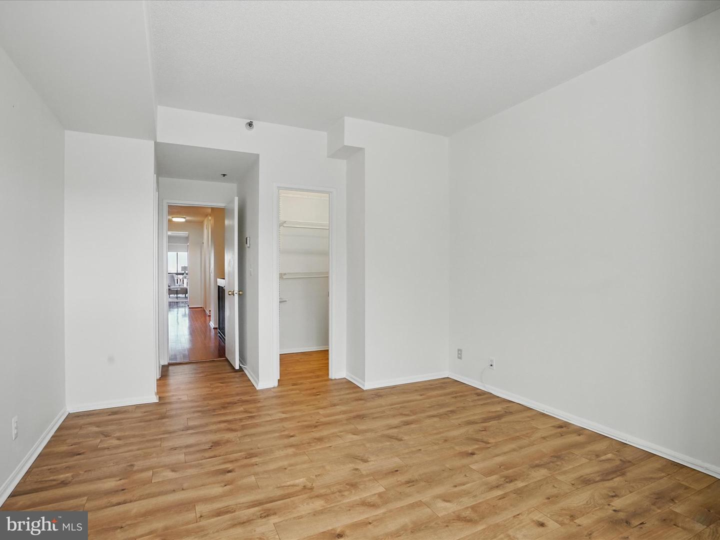 900 N Stafford St N #2632