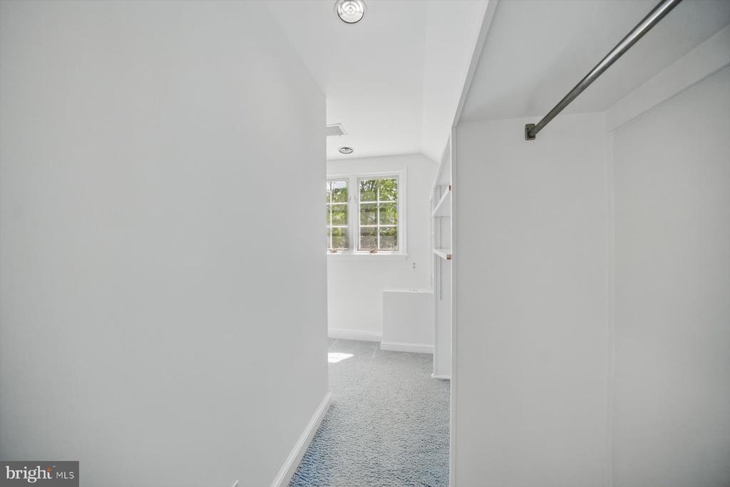 4828 27th Pl N