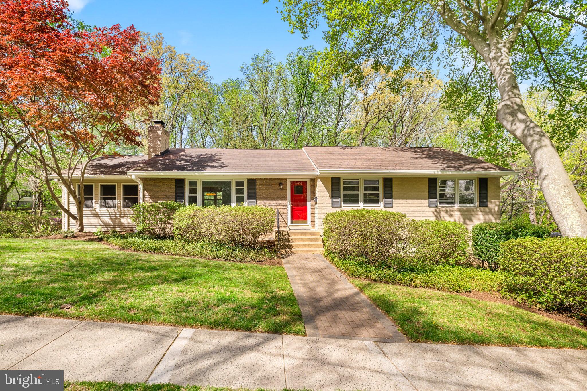 4016 N RICHMOND STREET