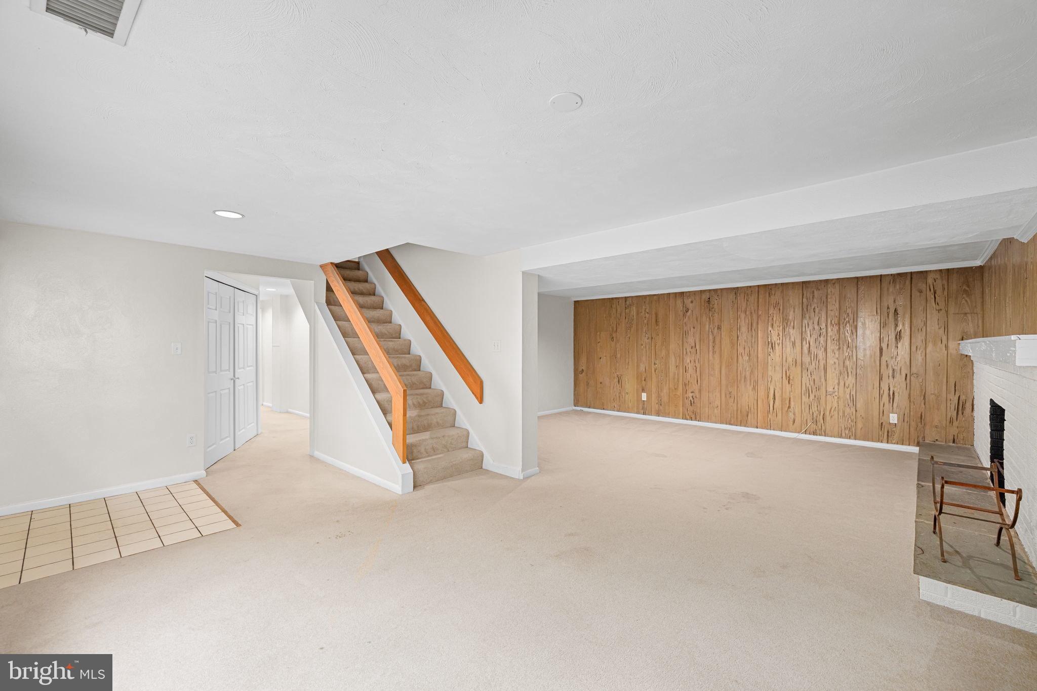 4016 N RICHMOND STREET