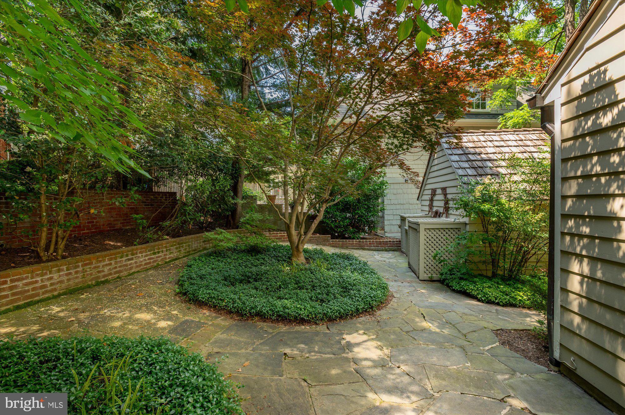 3614 N ABINGDON STREET