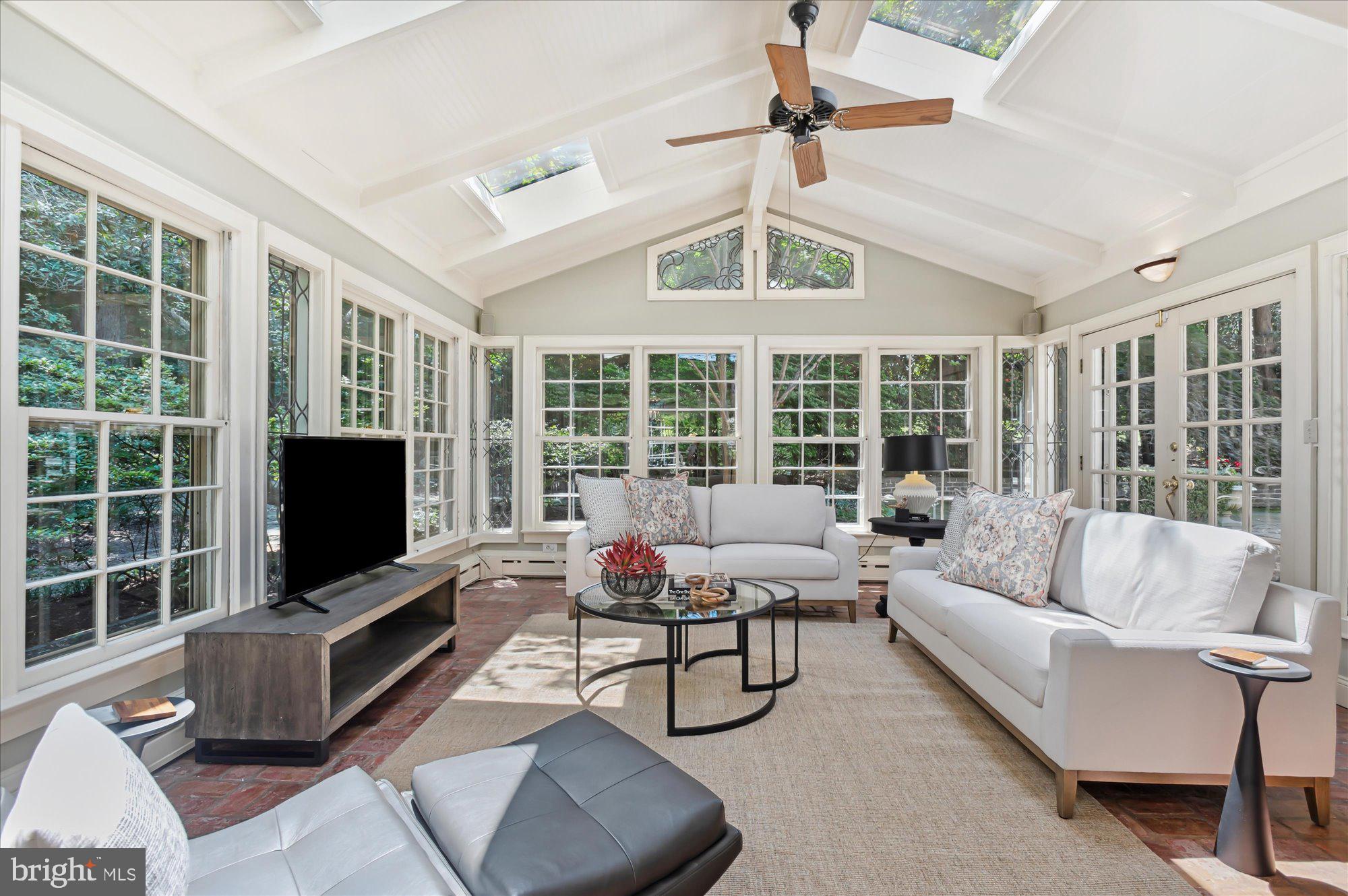 3614 N ABINGDON STREET