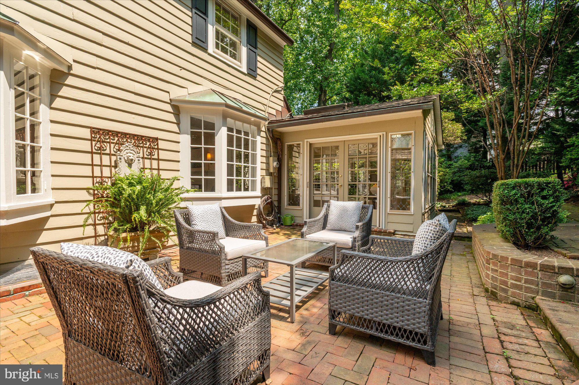 3614 N ABINGDON STREET