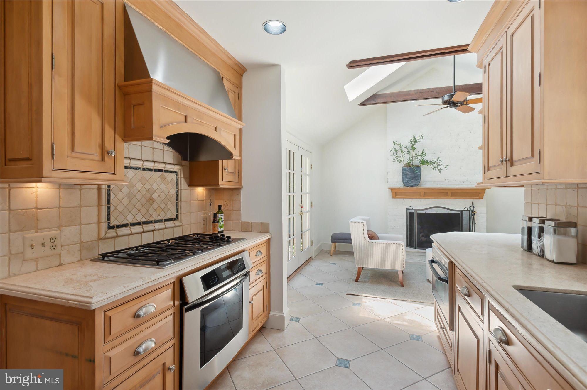 3614 N ABINGDON STREET