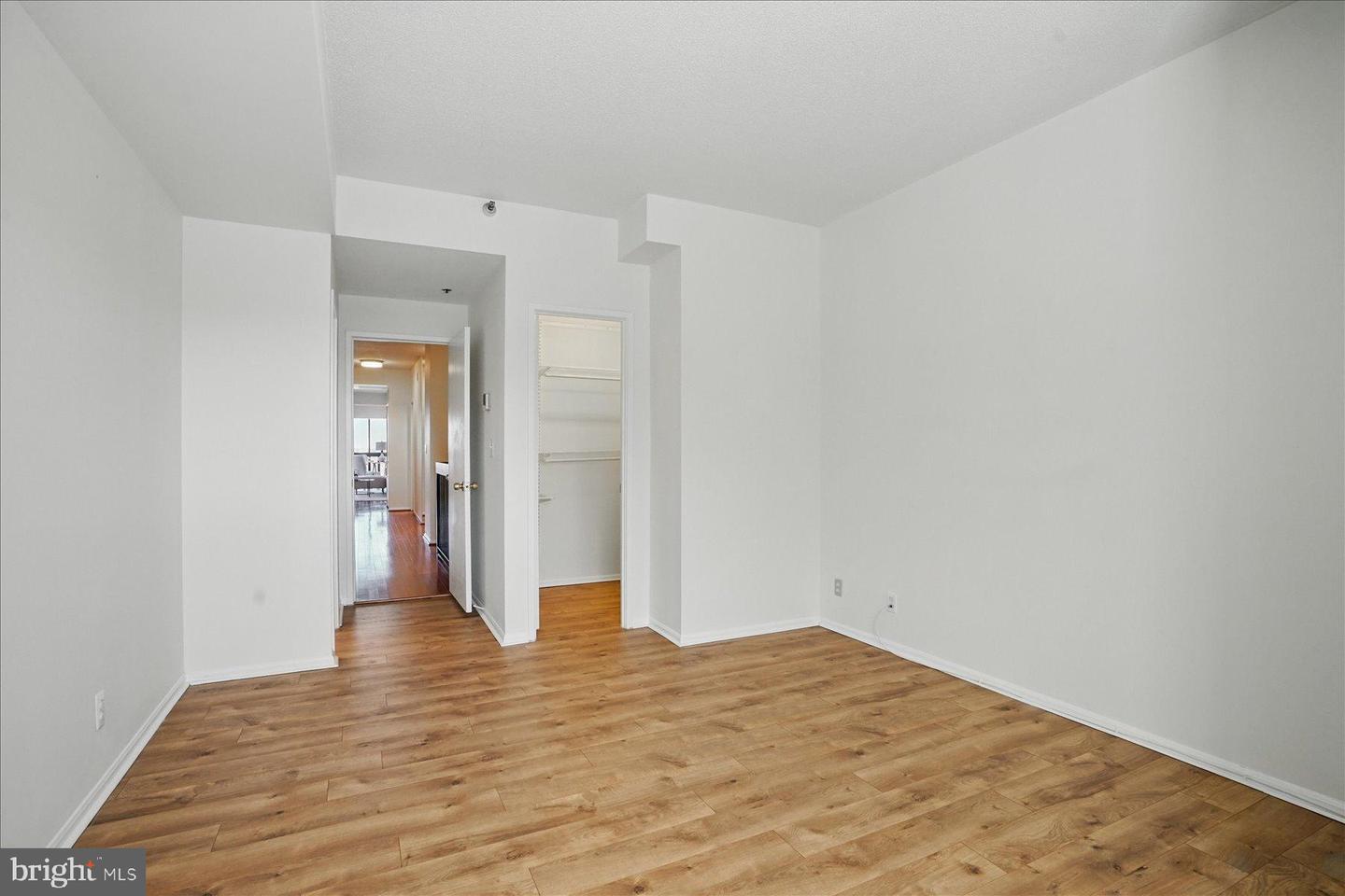 900 N Stafford St N #2632