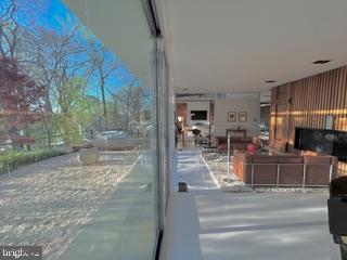 2533 N RIDGEVIEW ROAD