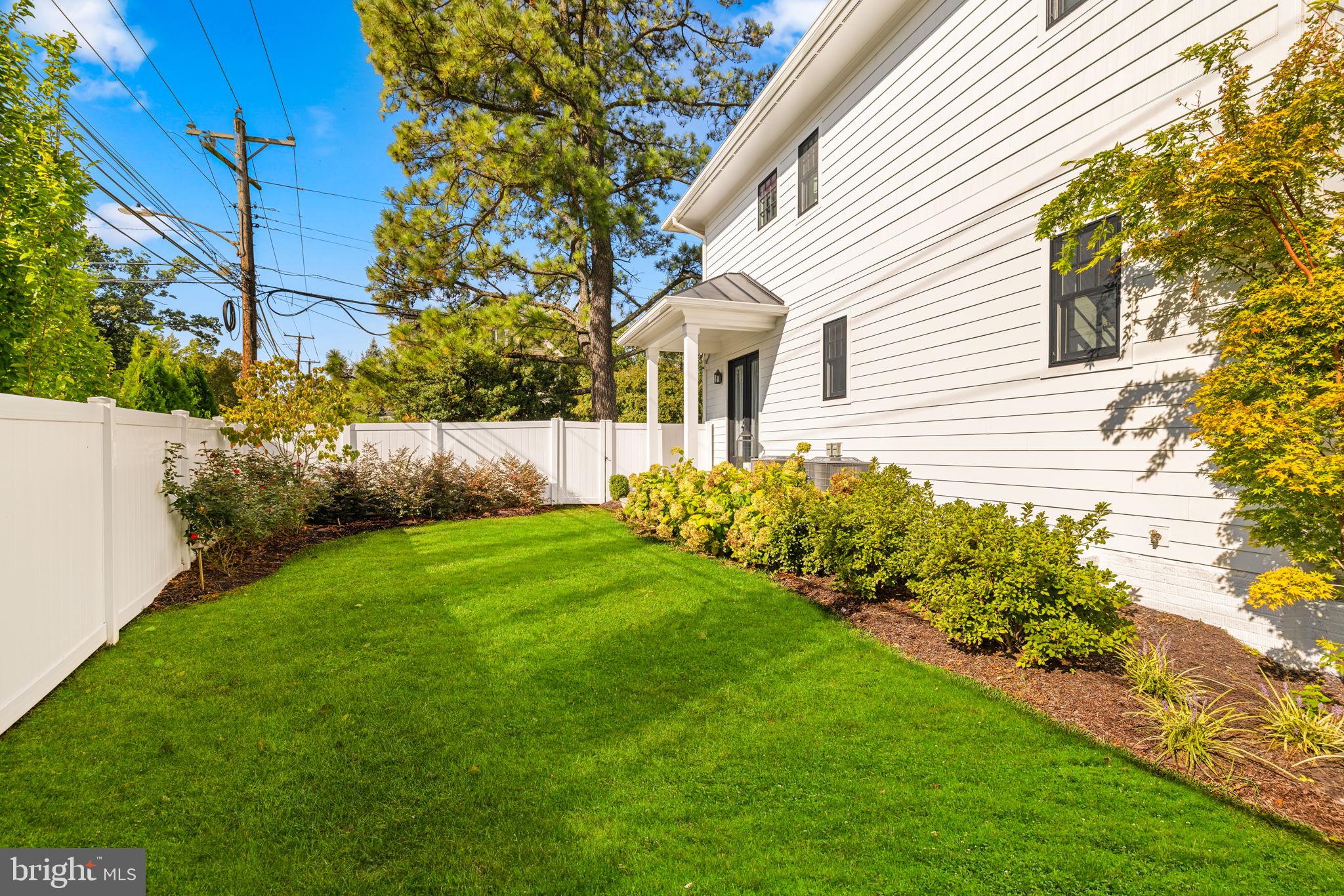 3403 JOHN MARSHALL DRIVE