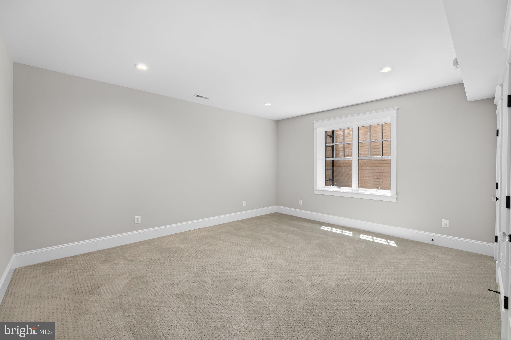 3403 JOHN MARSHALL DRIVE