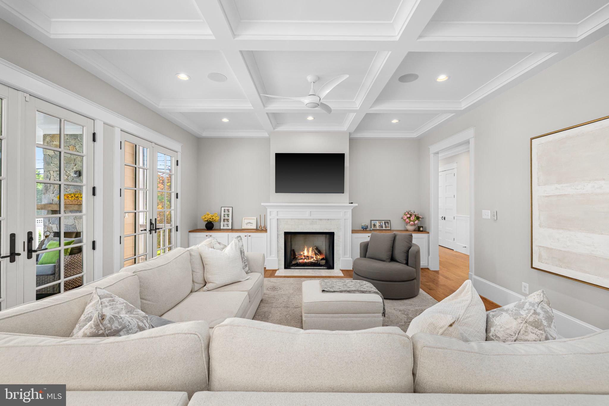 3403 JOHN MARSHALL DRIVE
