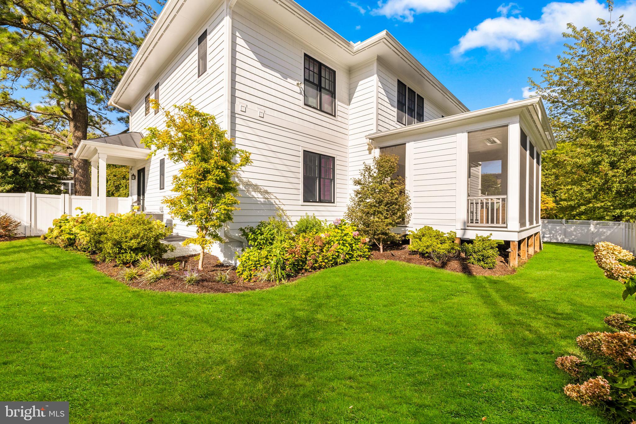 3403 JOHN MARSHALL DRIVE