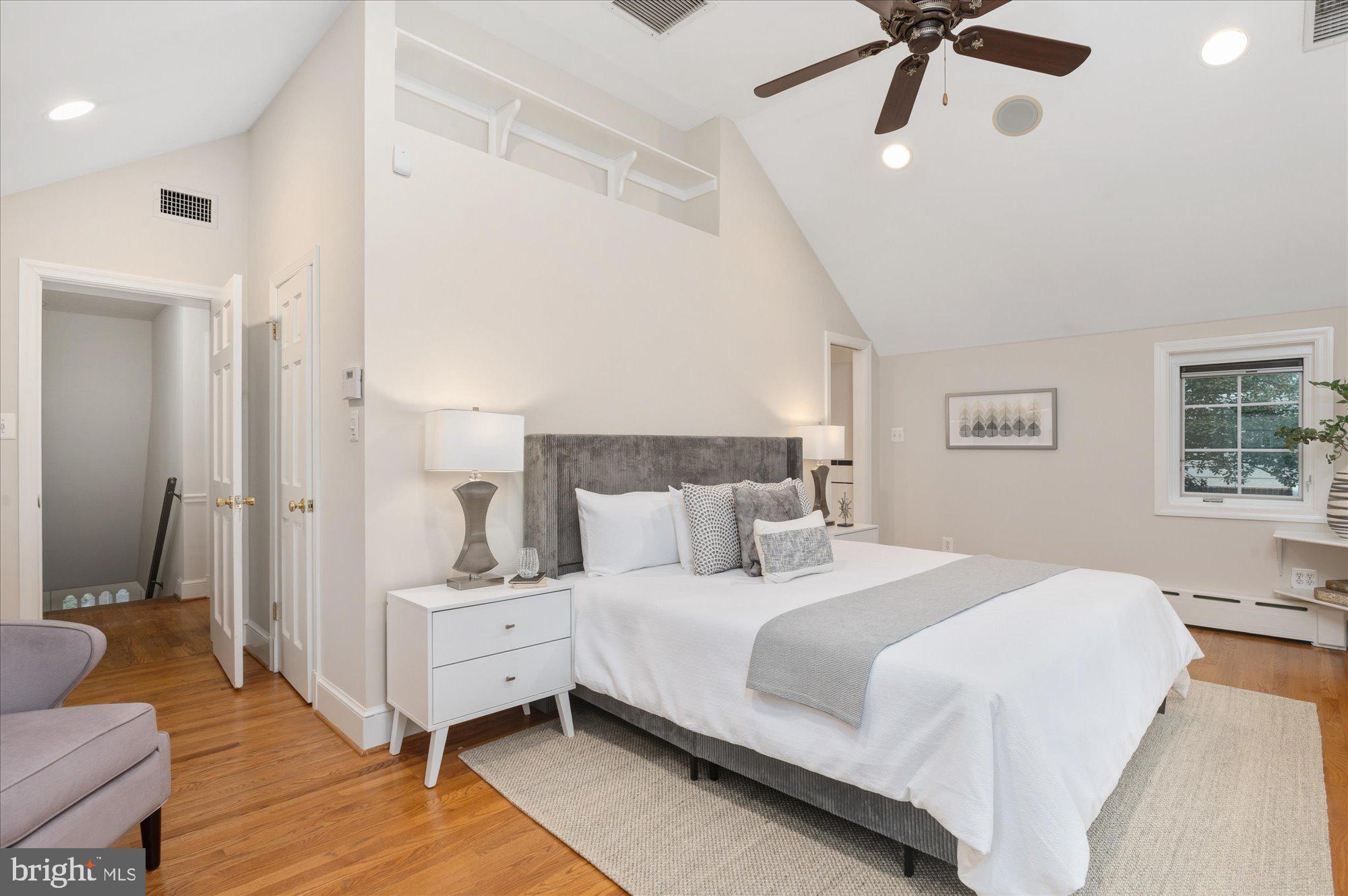 1503 N JEFFERSON STREET