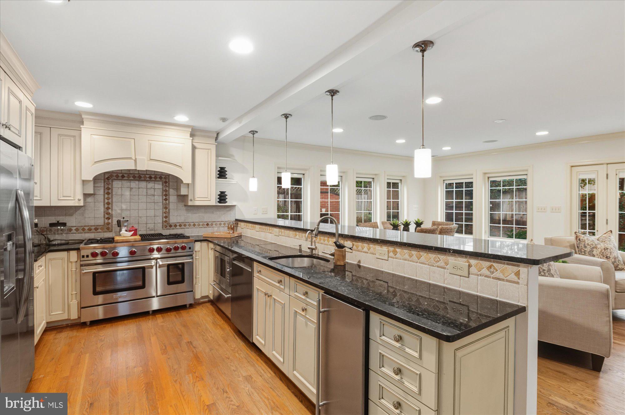 1503 N JEFFERSON STREET