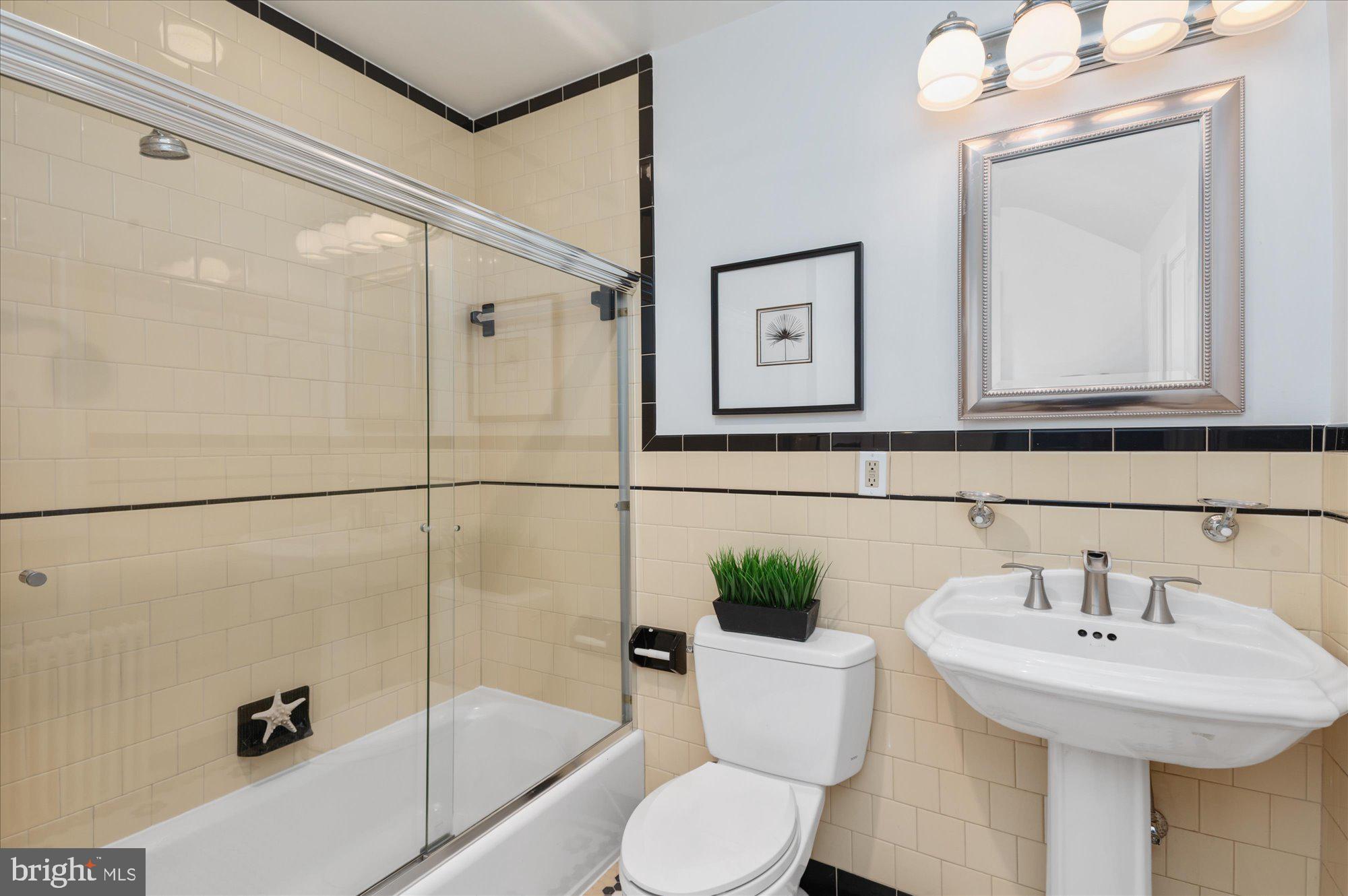 1503 N JEFFERSON STREET