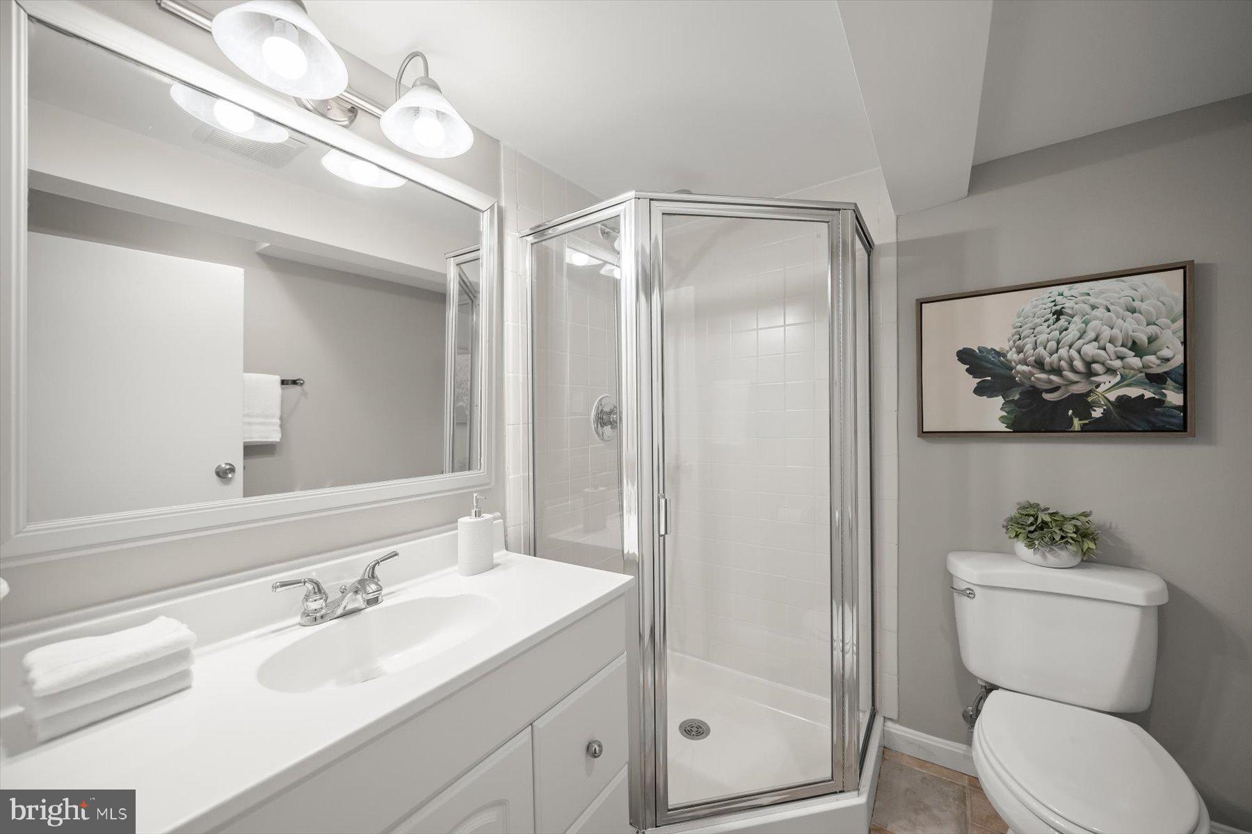 2525 N FLORIDA STREET