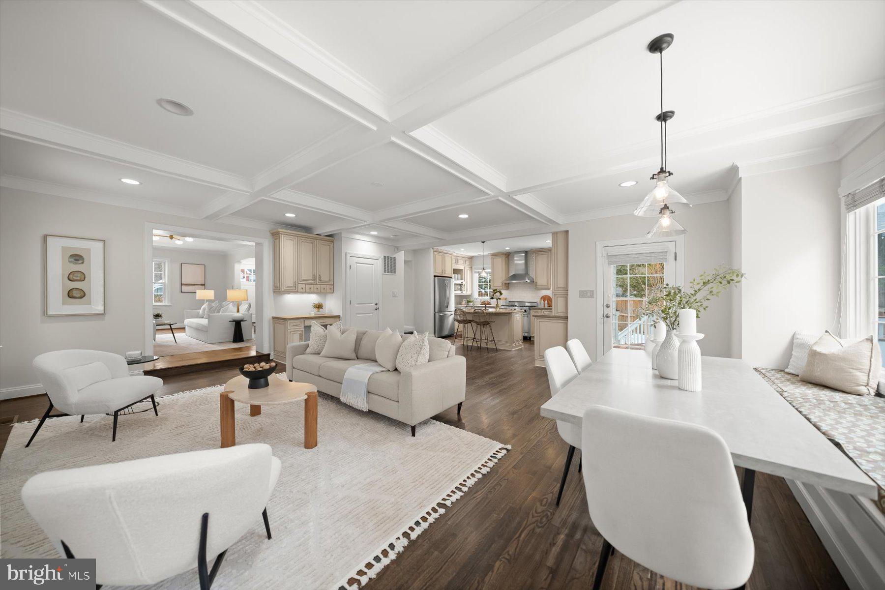 2525 N FLORIDA STREET