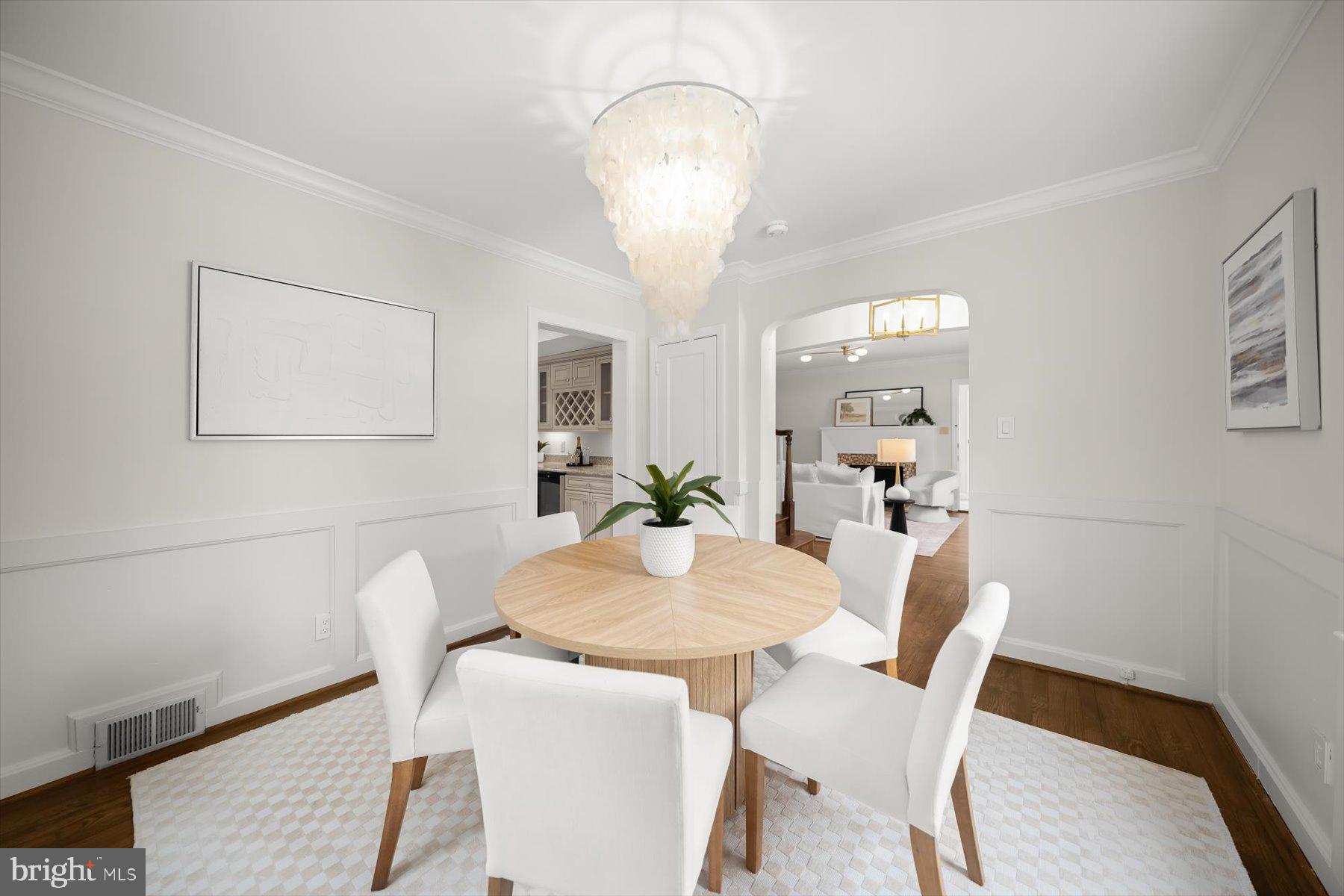 2525 N FLORIDA STREET