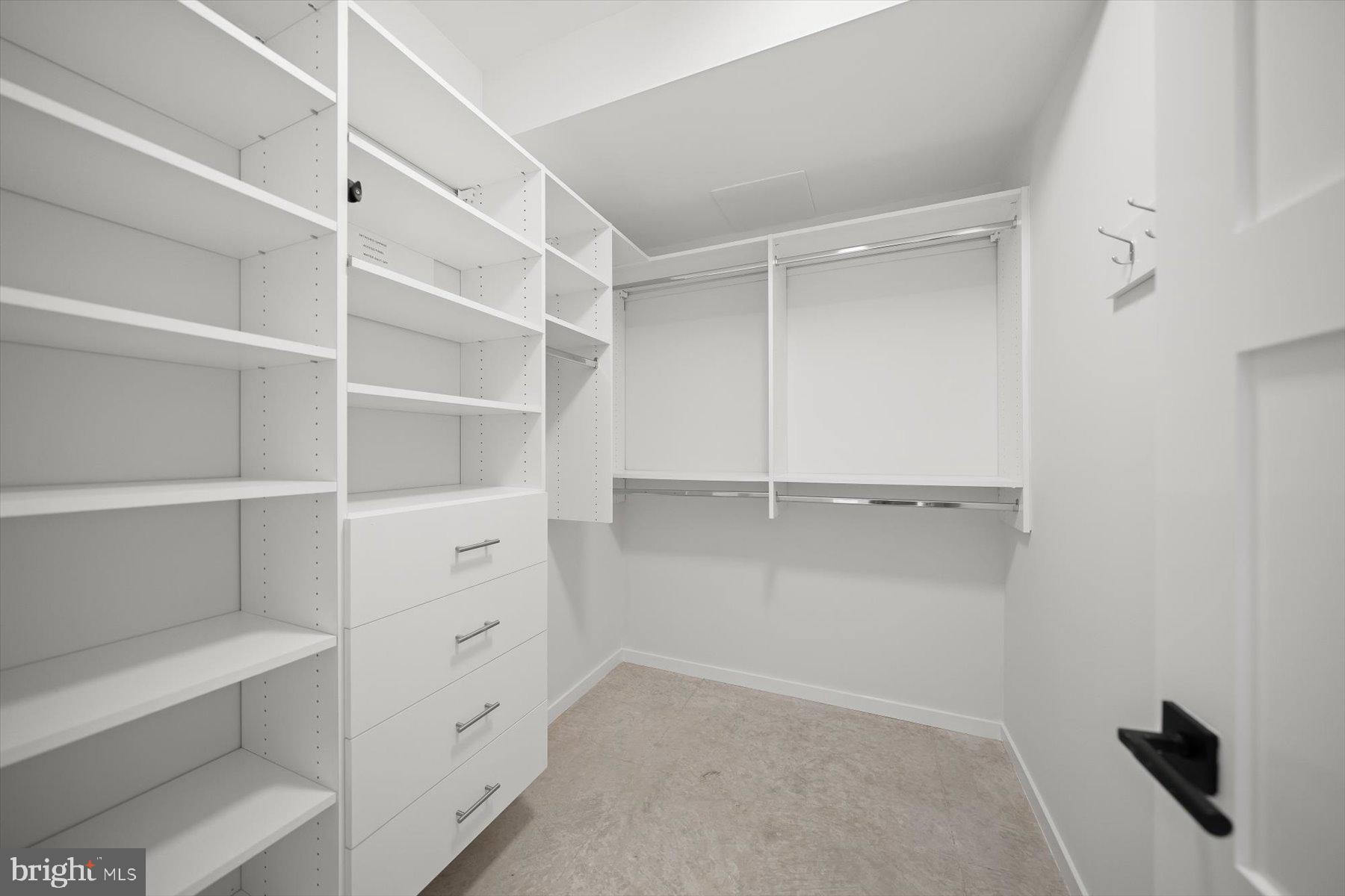 2318 N RICHMOND STREET