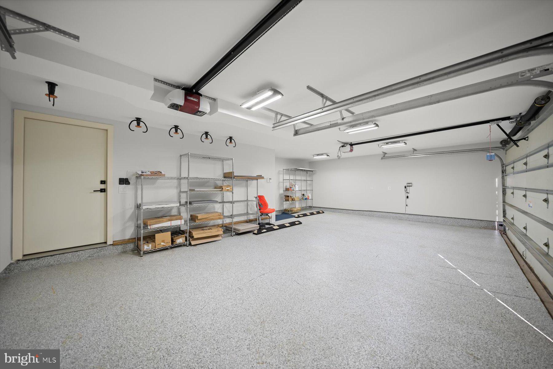 2318 N RICHMOND STREET