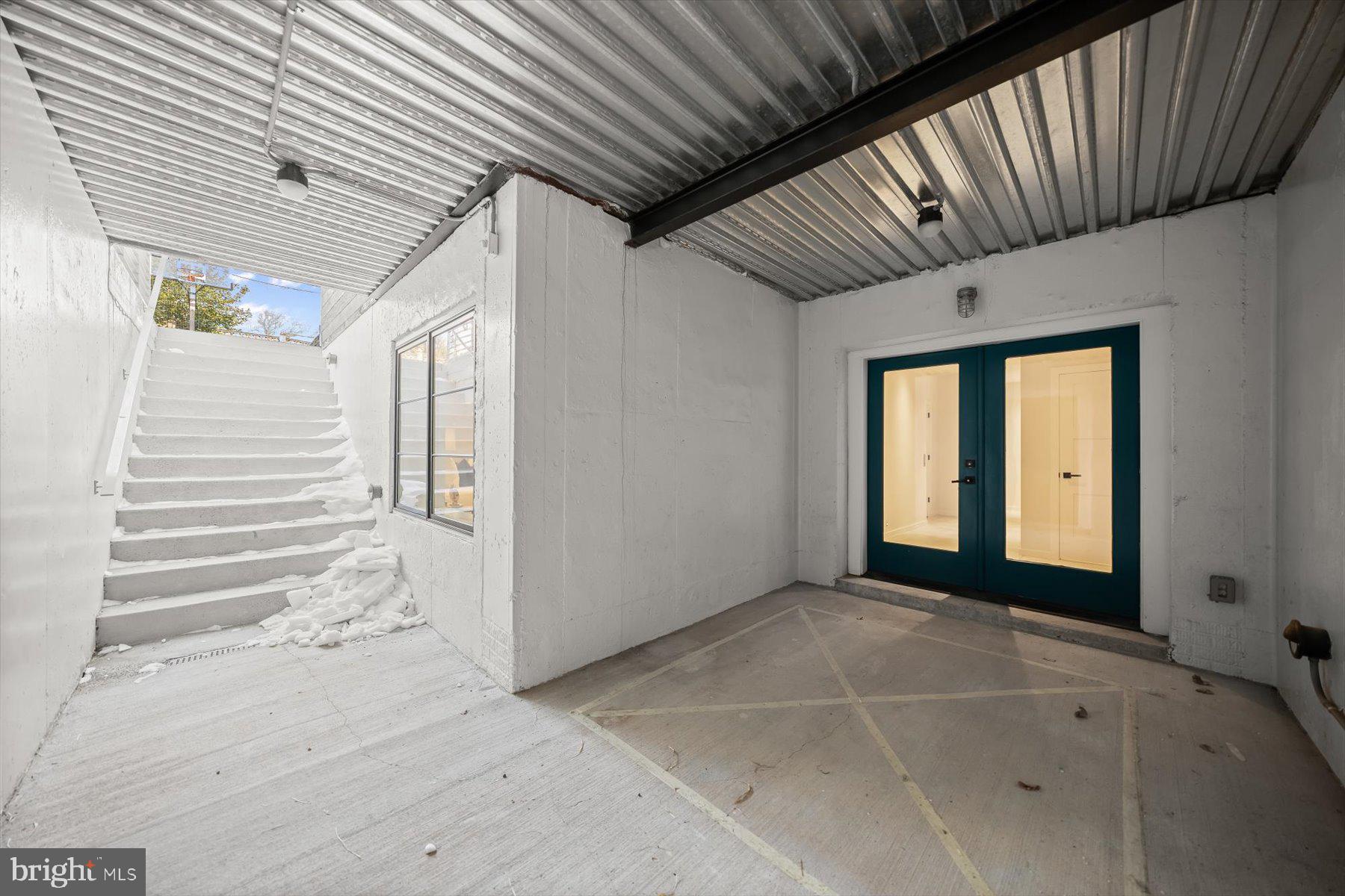 2318 N RICHMOND STREET