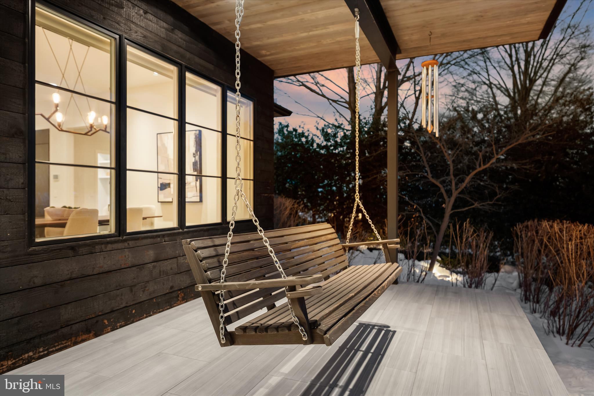 2318 N RICHMOND STREET