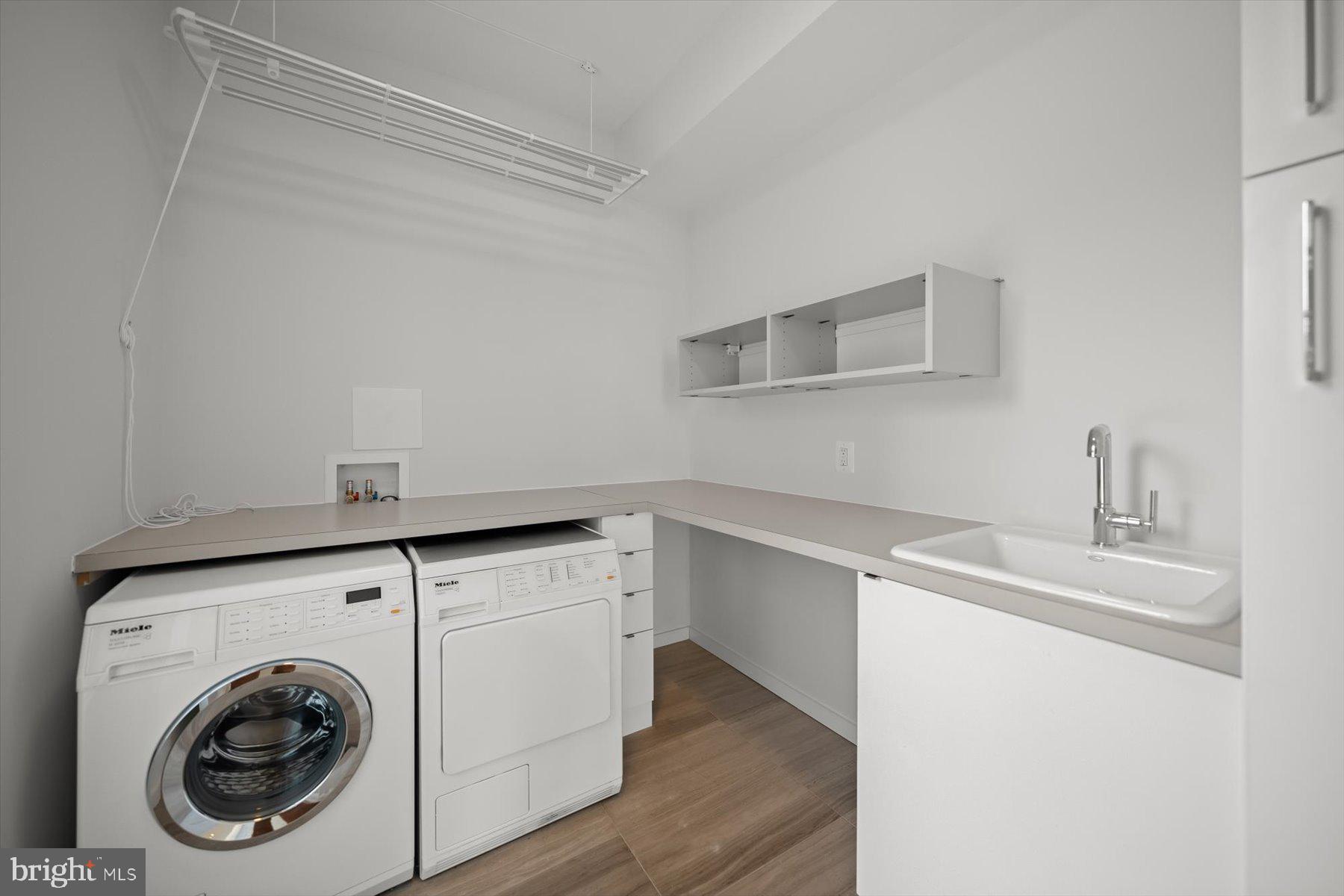 2318 N RICHMOND STREET