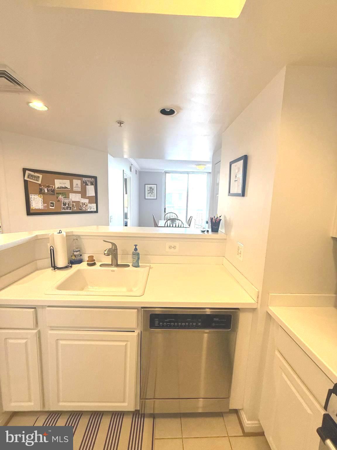 3830 9TH STREET N 709W