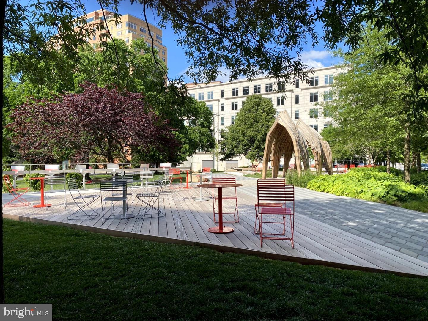 3830 9TH STREET N 709W