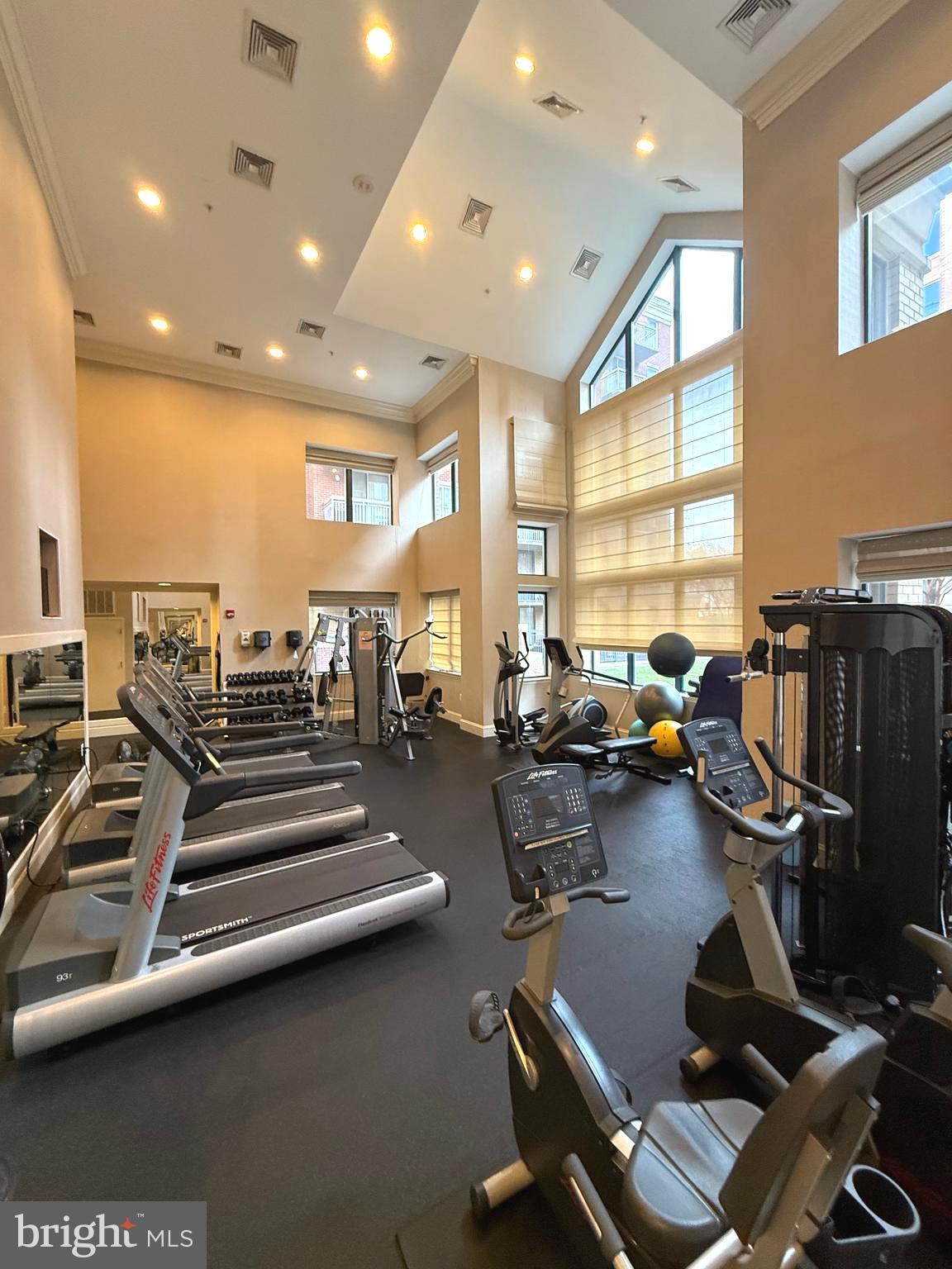 3830 9TH STREET N 709W