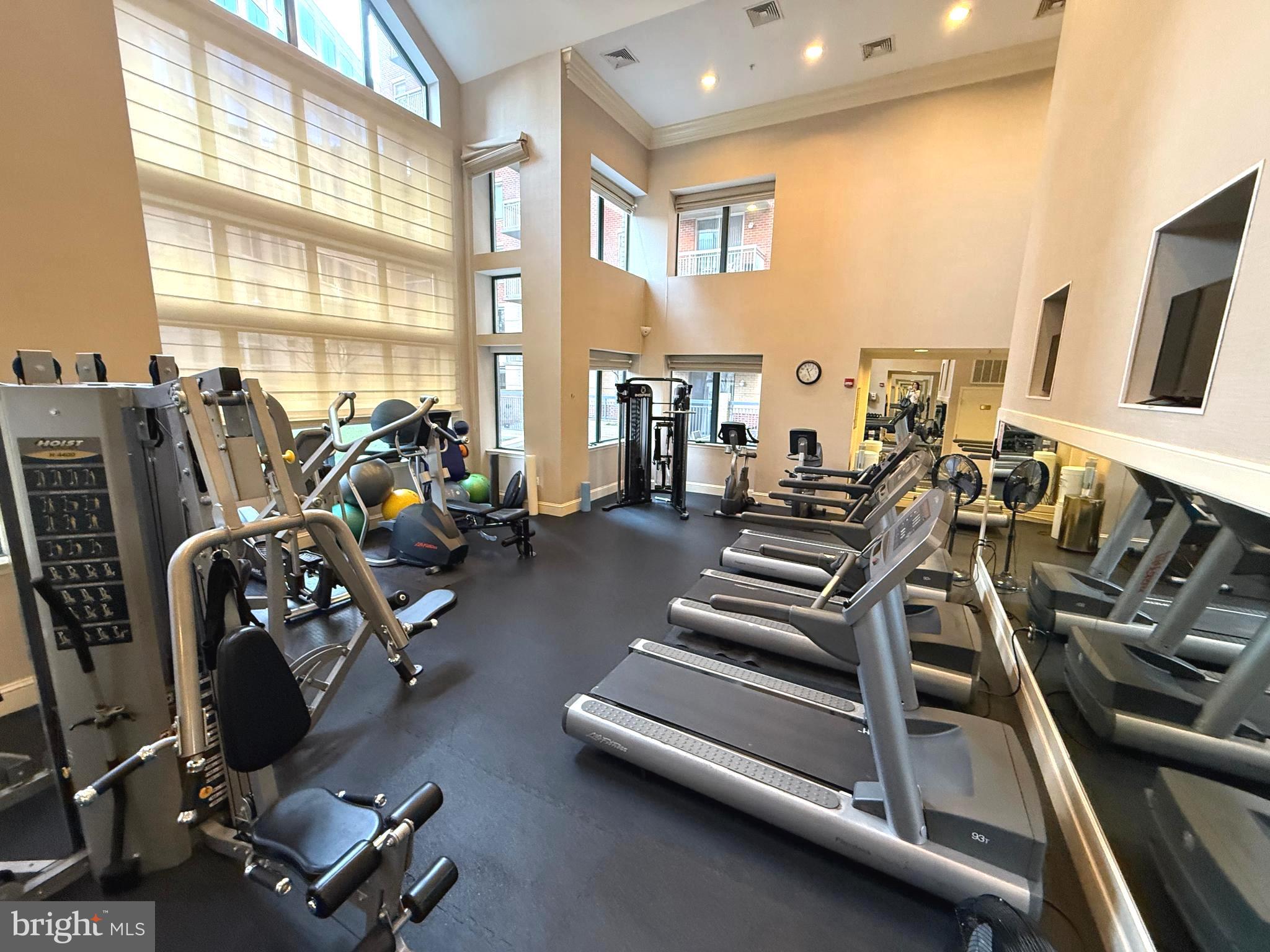 3830 9TH STREET N 709W