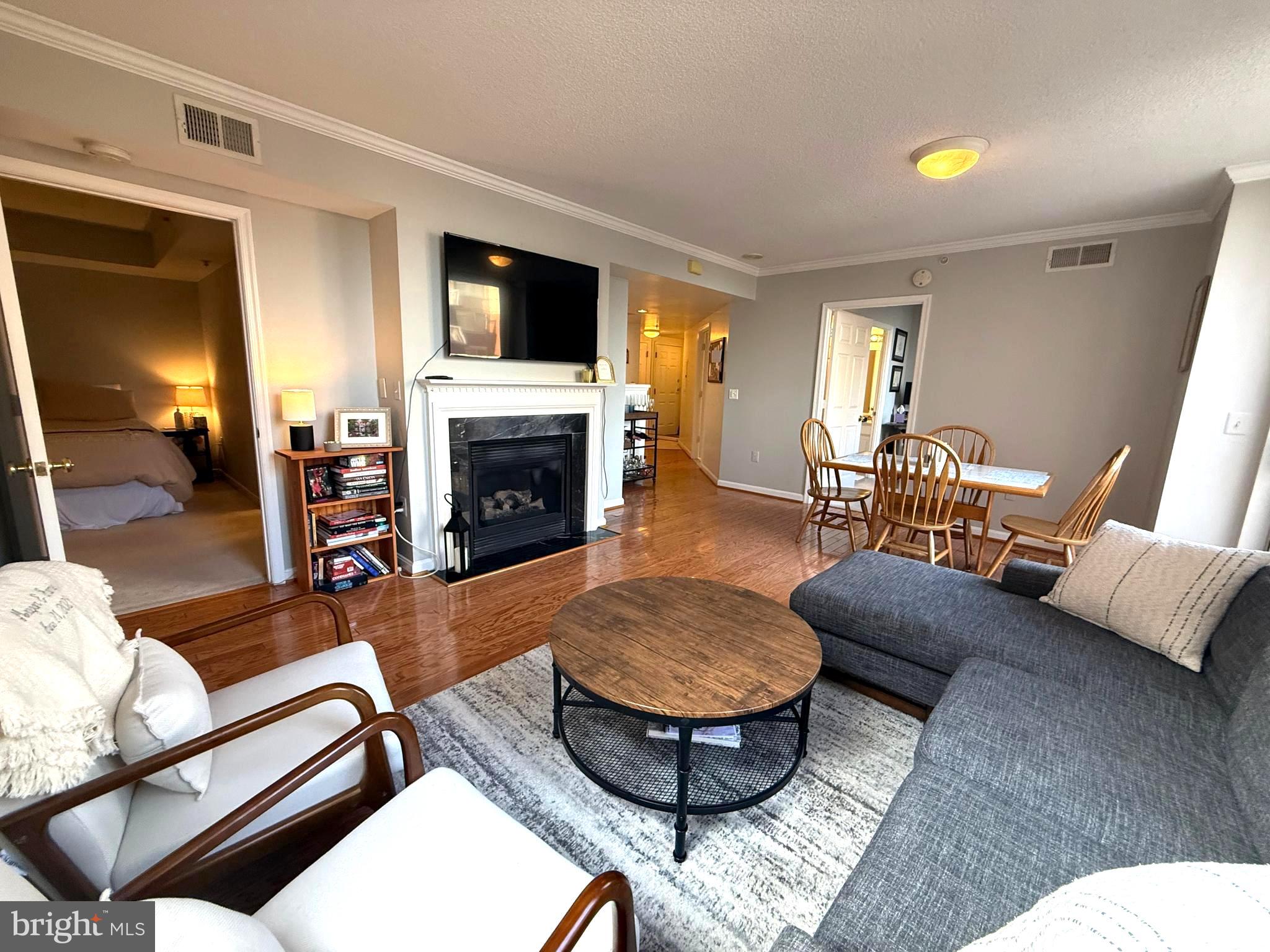 3830 9TH STREET N 709W