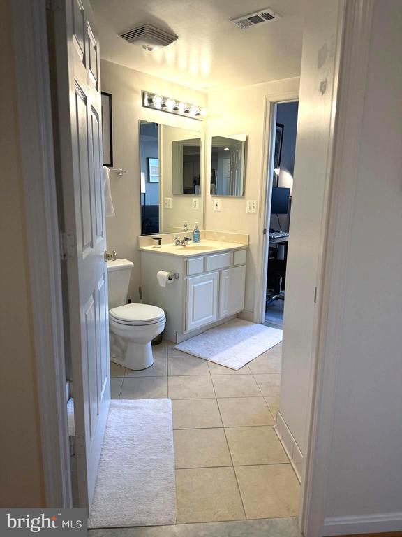 3830 9TH STREET N 709W