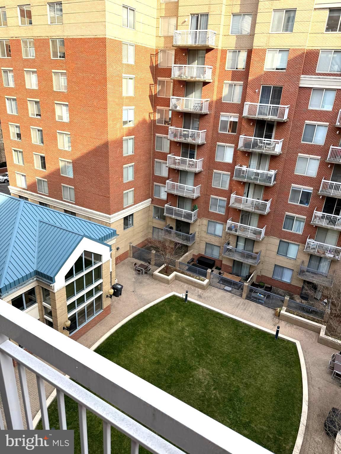 3830 9TH STREET N 709W