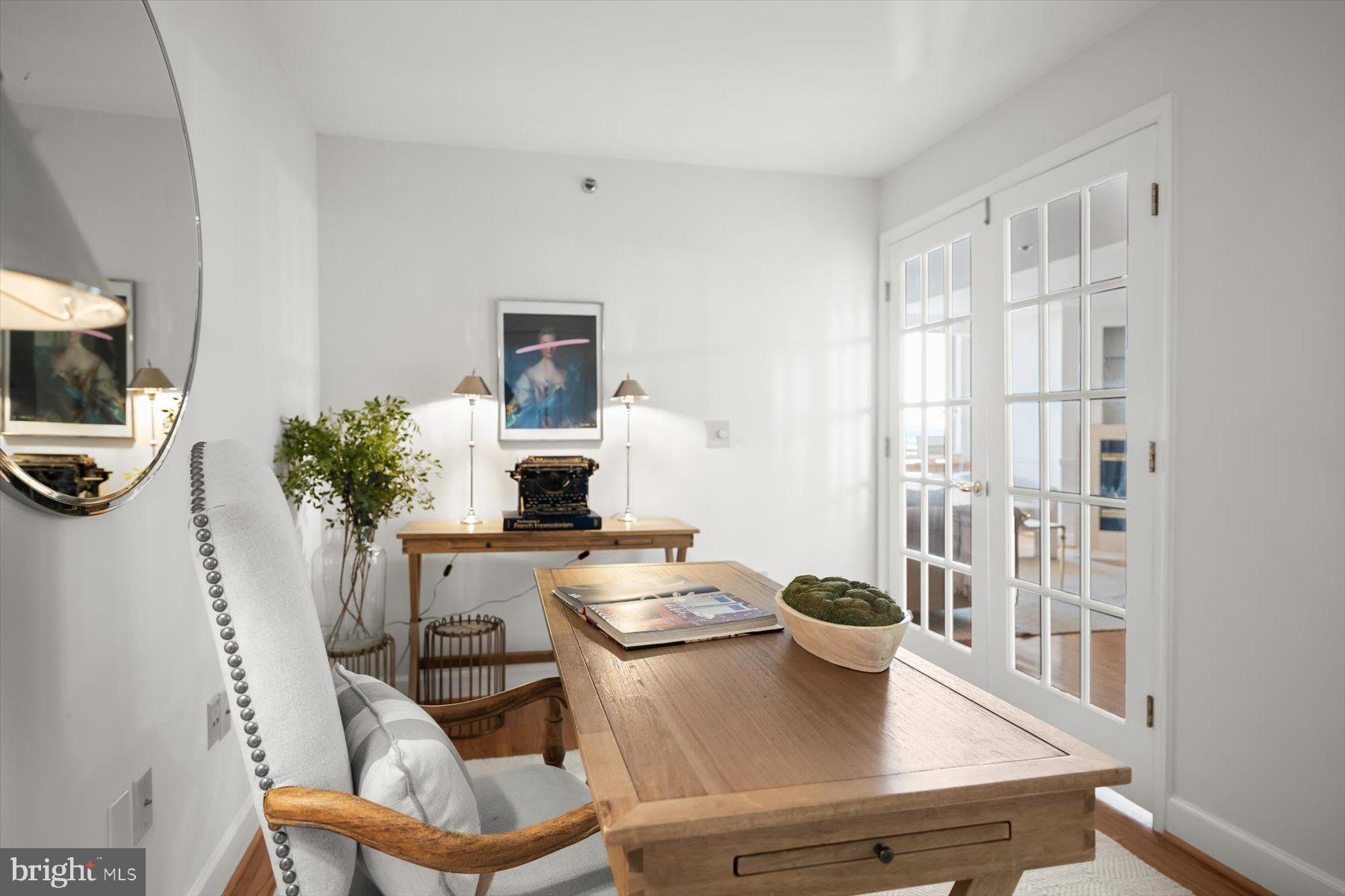 1276 N WAYNE STREET N 1211