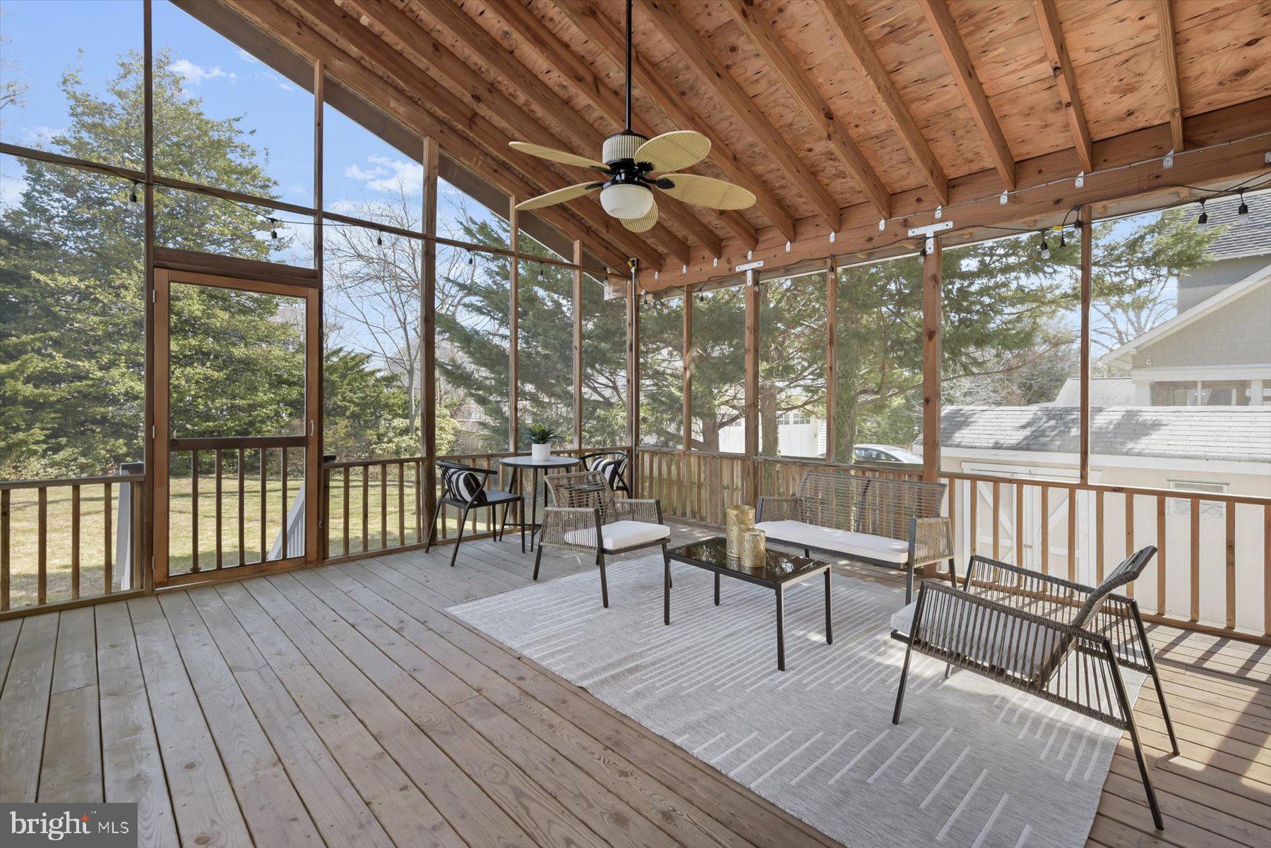 2429 N POTOMAC STREET