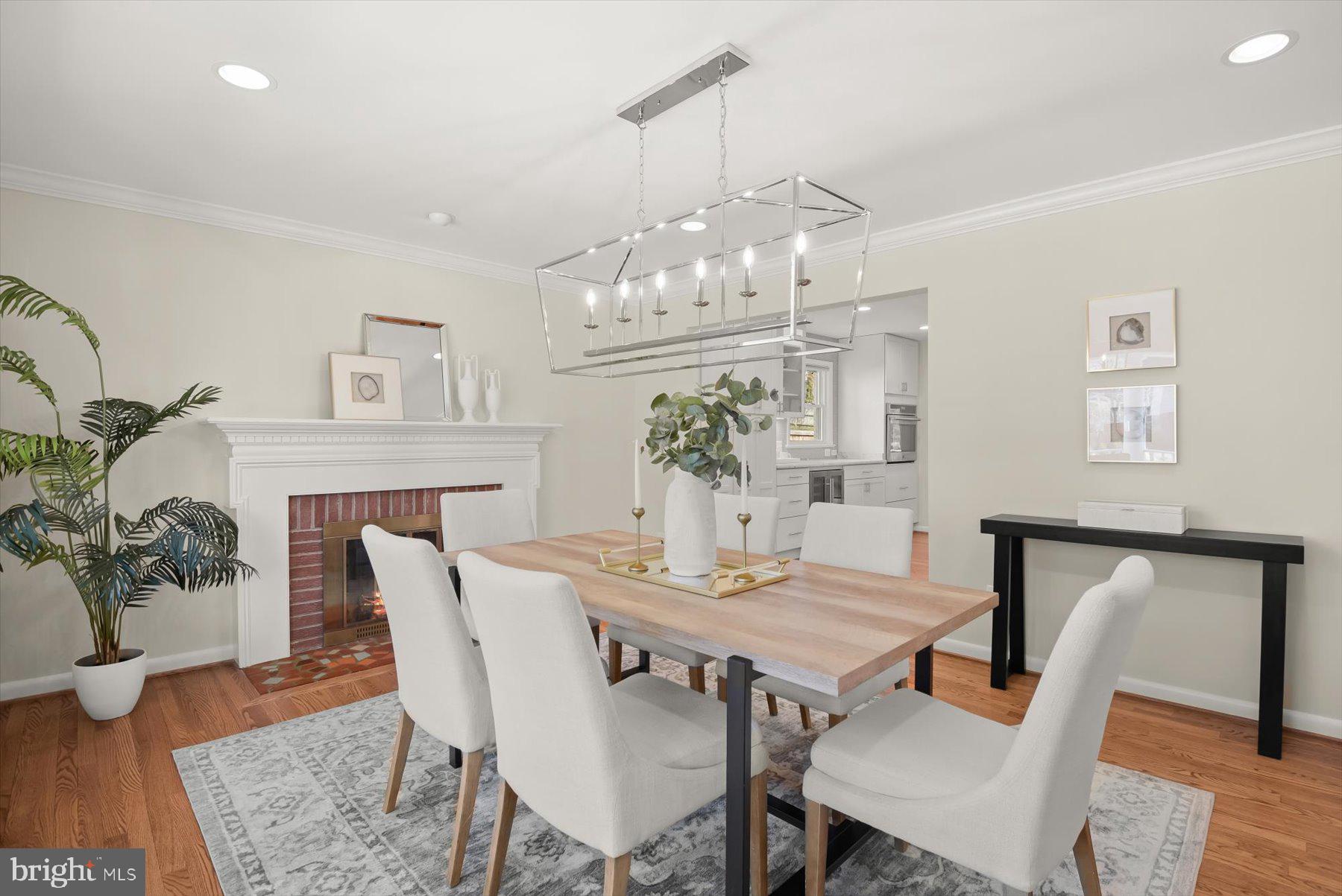 2429 N POTOMAC STREET