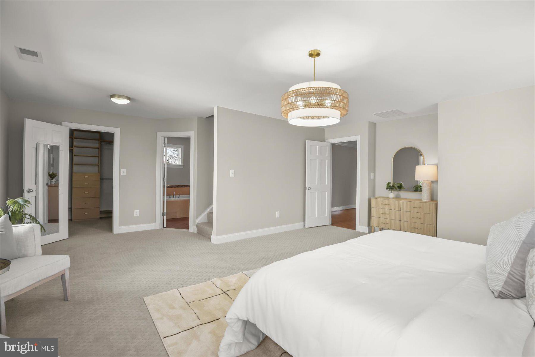 2429 N POTOMAC STREET