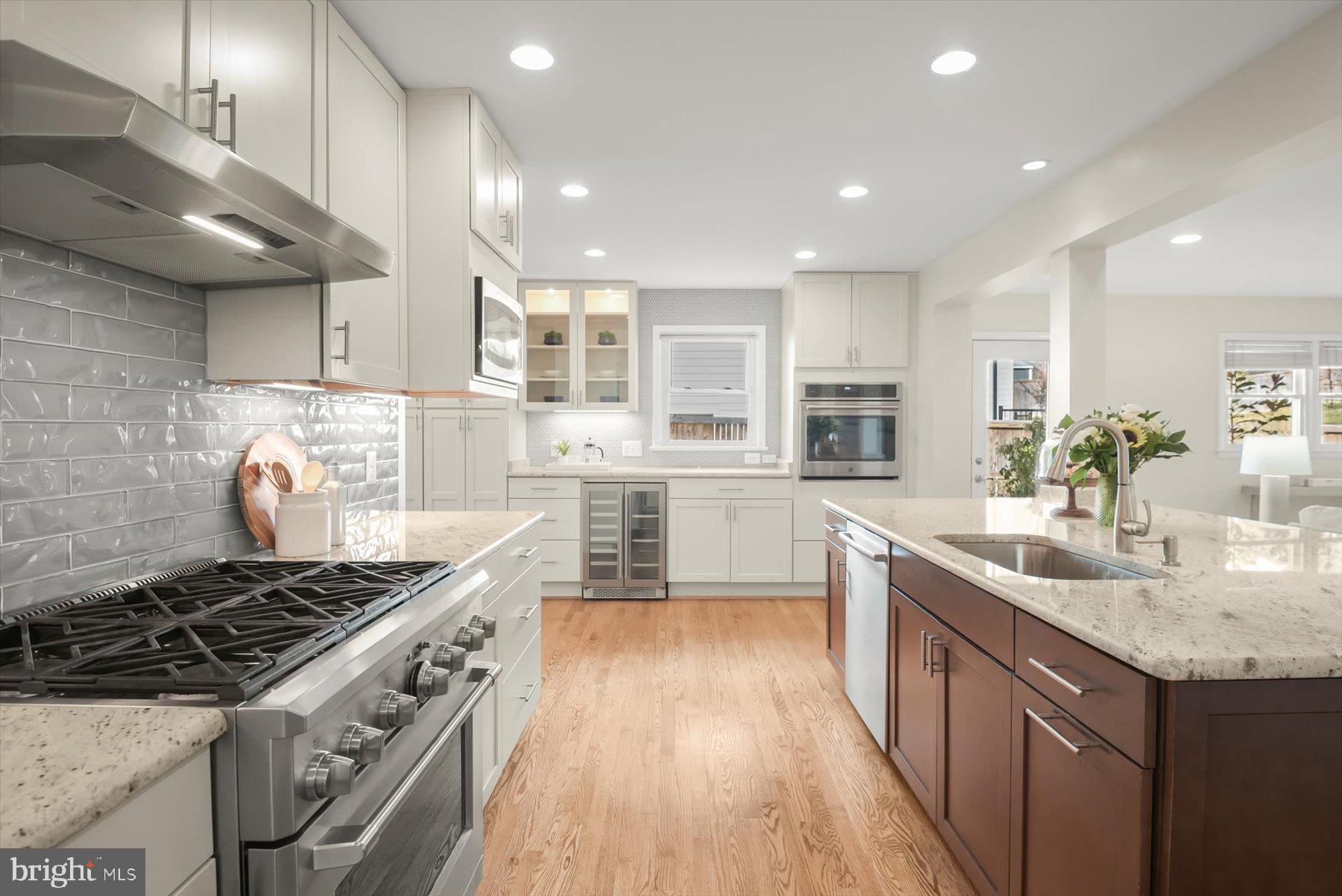 2429 N POTOMAC STREET