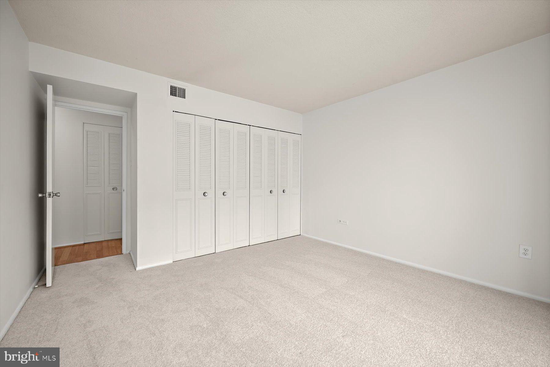 4600 S FOUR MILE RUN DRIVE 238