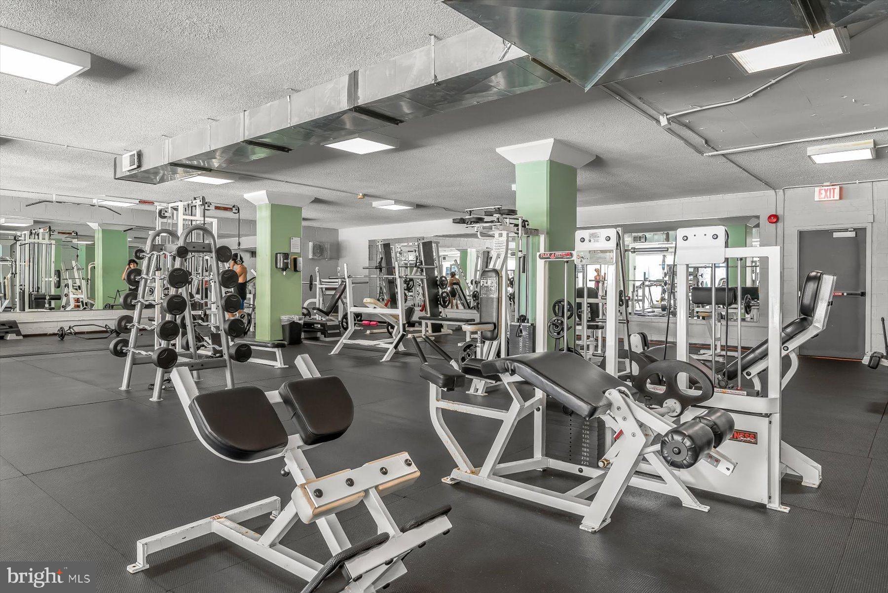 4600 S FOUR MILE RUN DRIVE 238