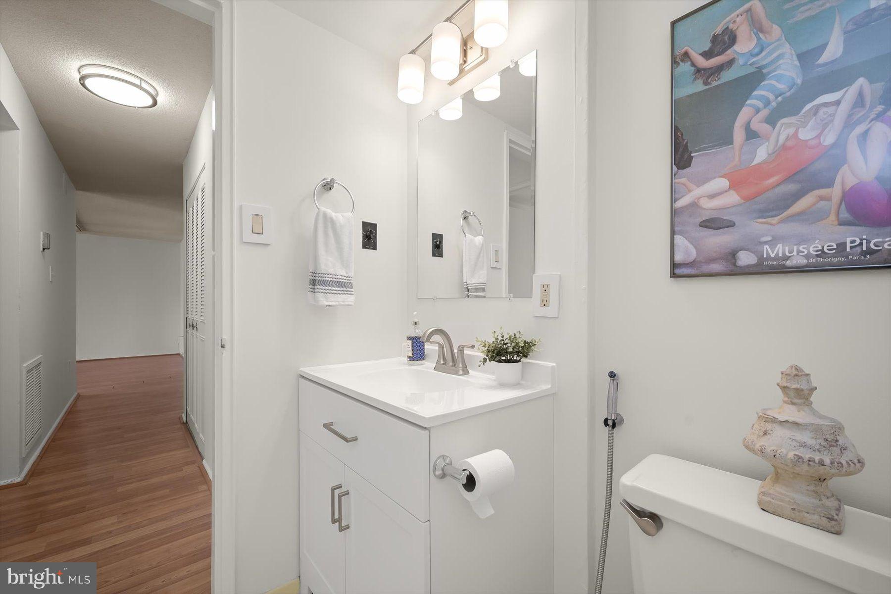 4600 S FOUR MILE RUN DRIVE 238